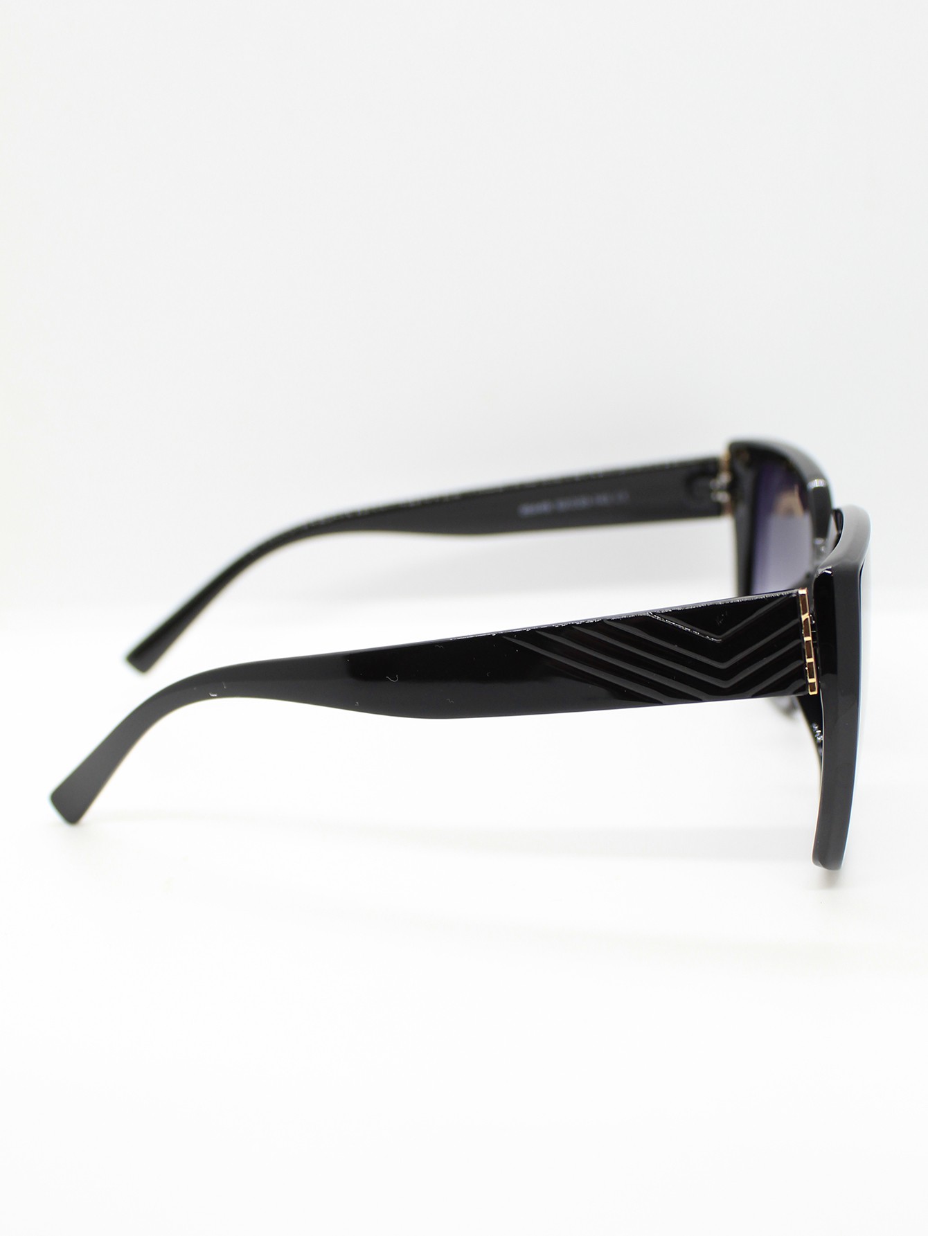 Lente de Sol Color Negro-Gris