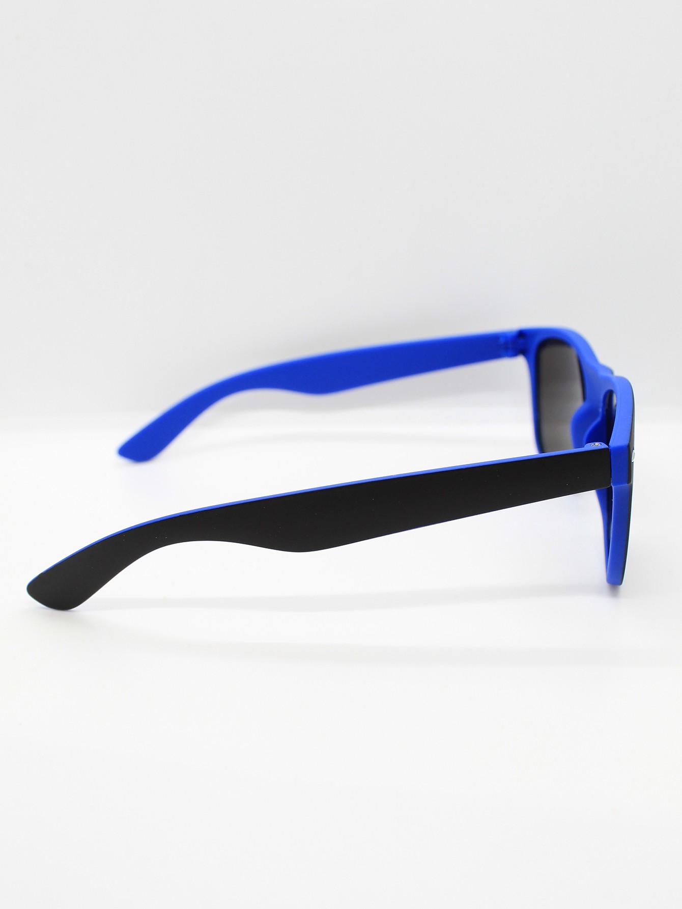 Lente de Sol Color Azul