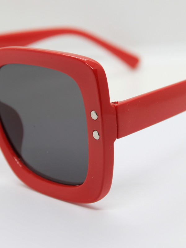Lente de Sol Color Rojo