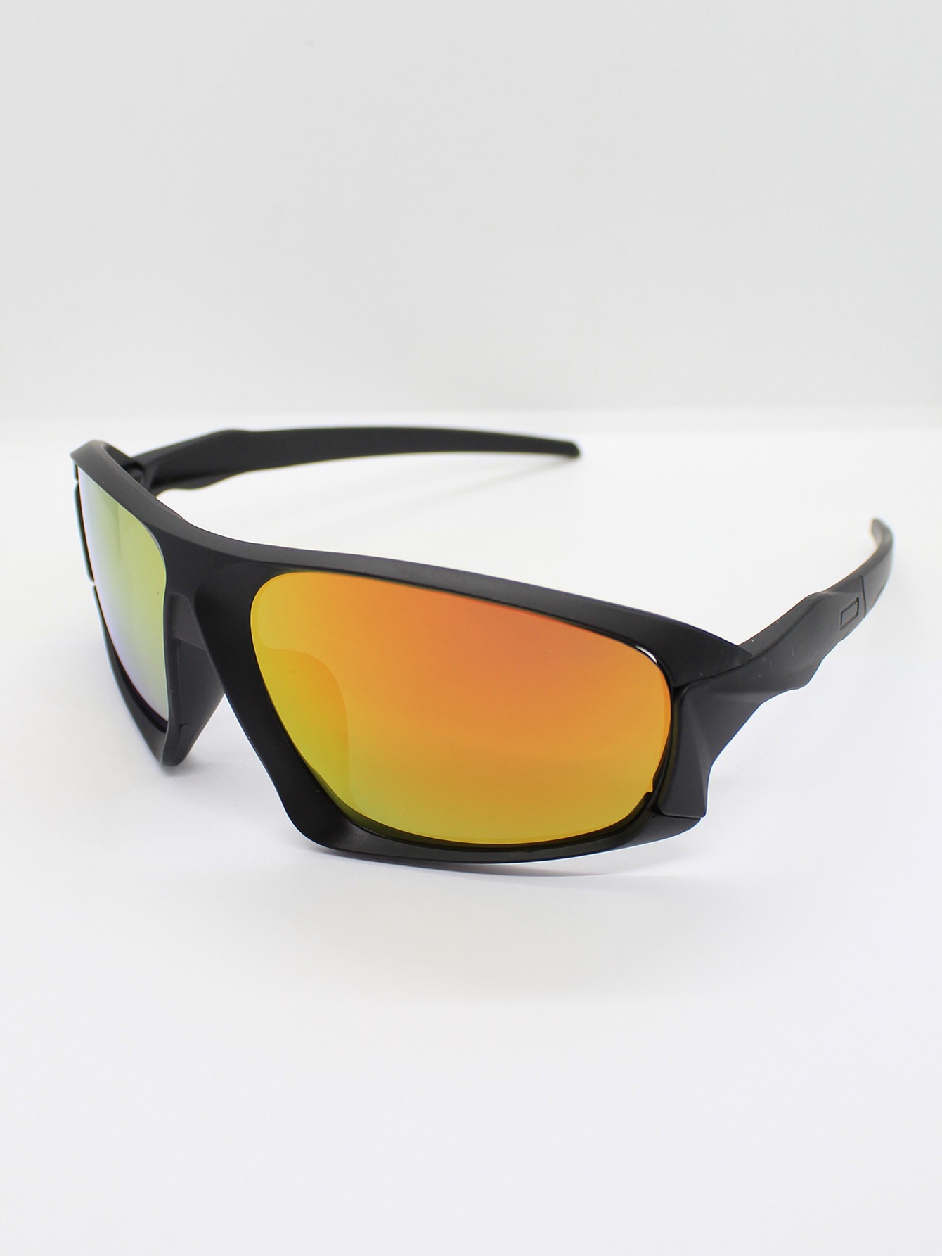 Lente de Sol Color Naranjo