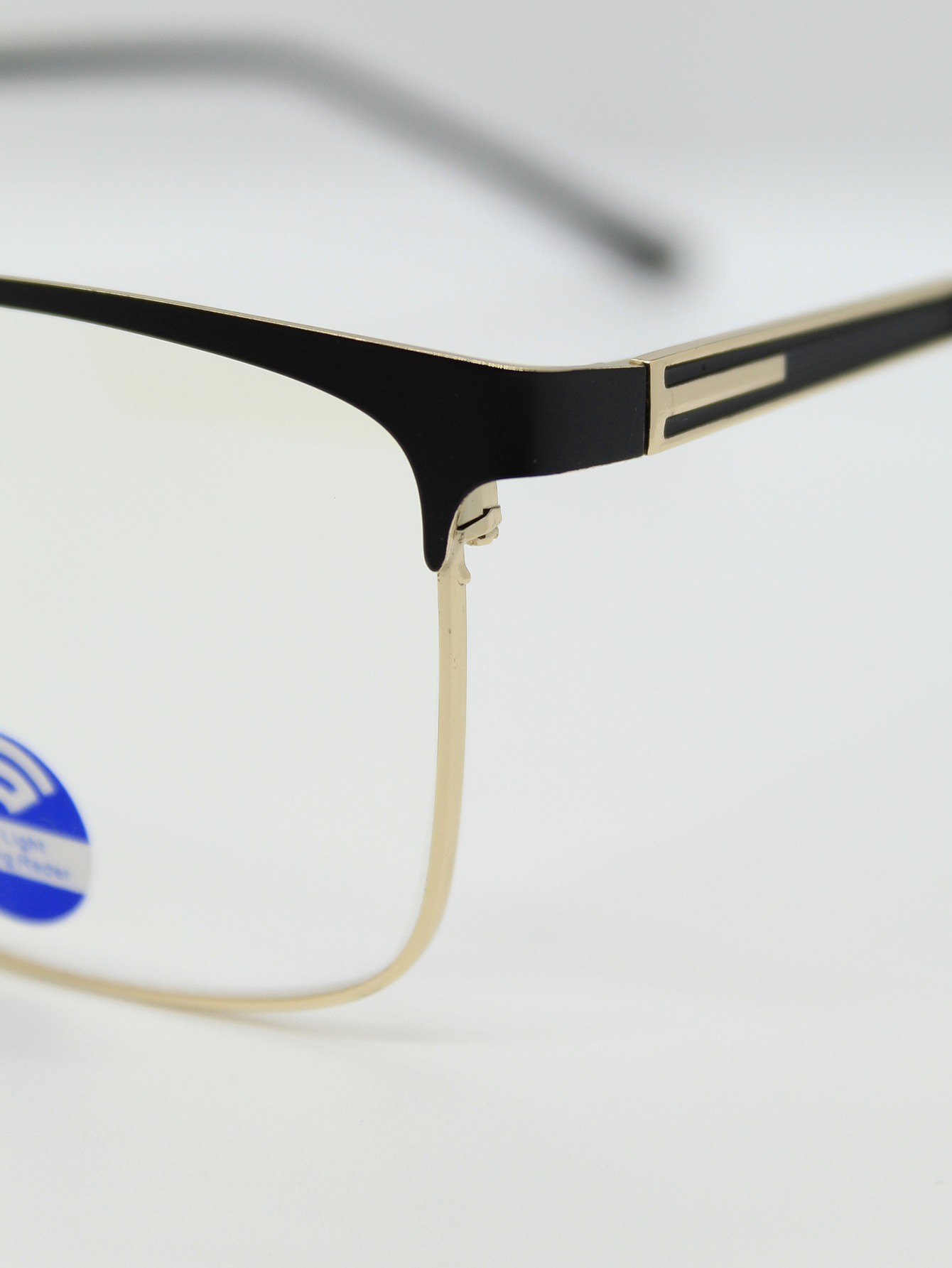 Lente de Filtro Azul Color Negro-Dorado