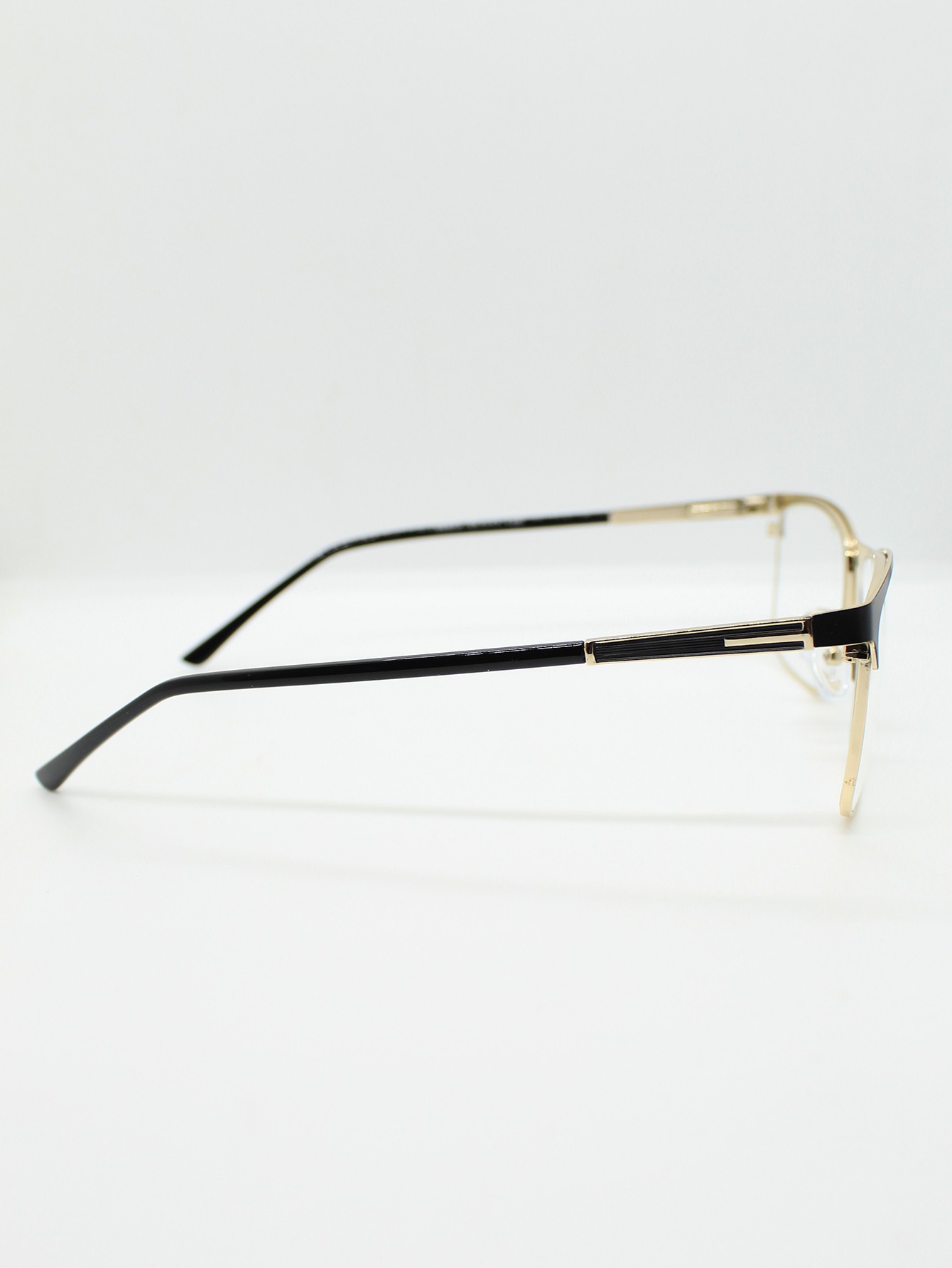 Lente de Filtro Azul Color Negro-Dorado