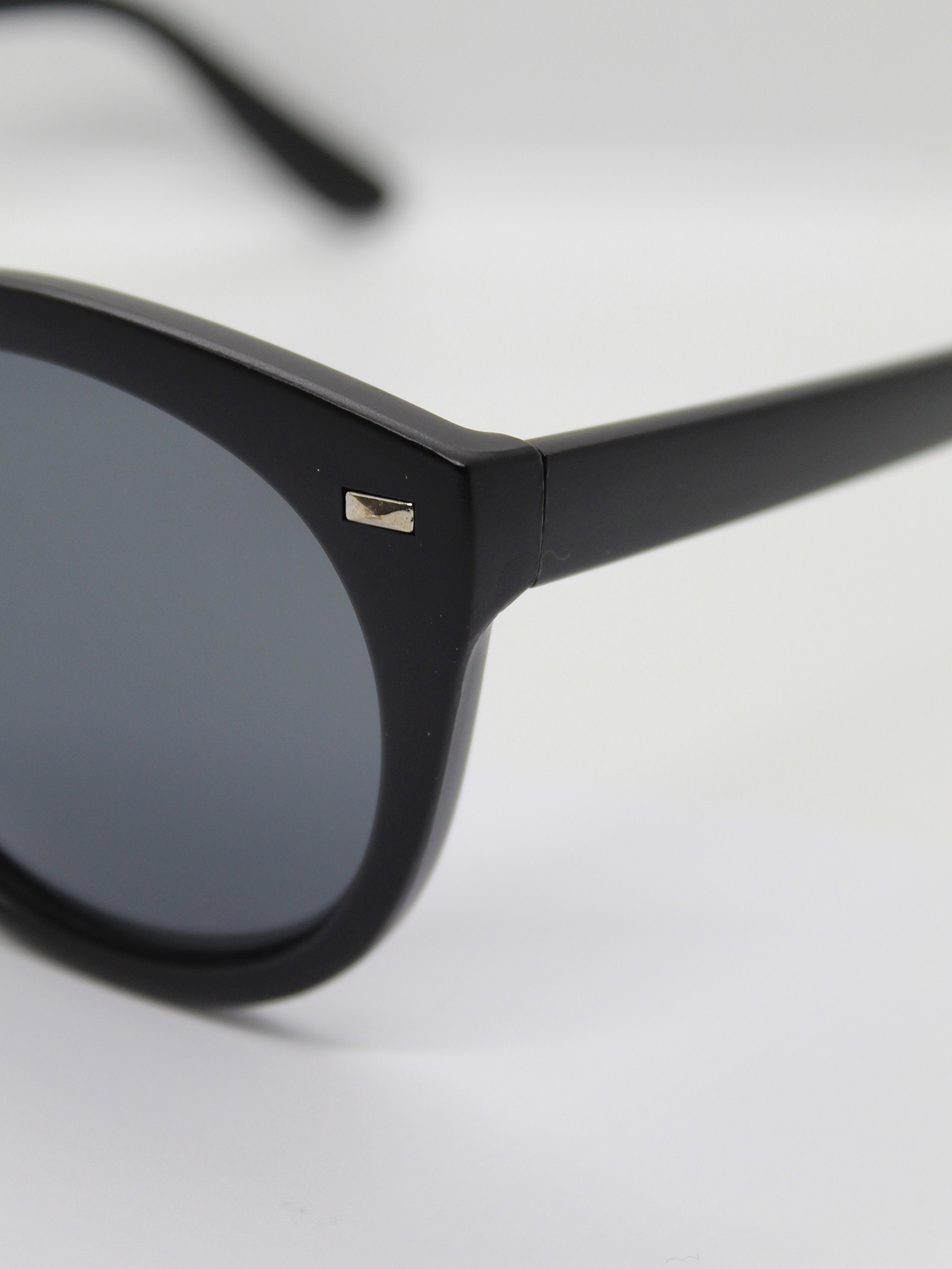 Lente de Sol Color Negro