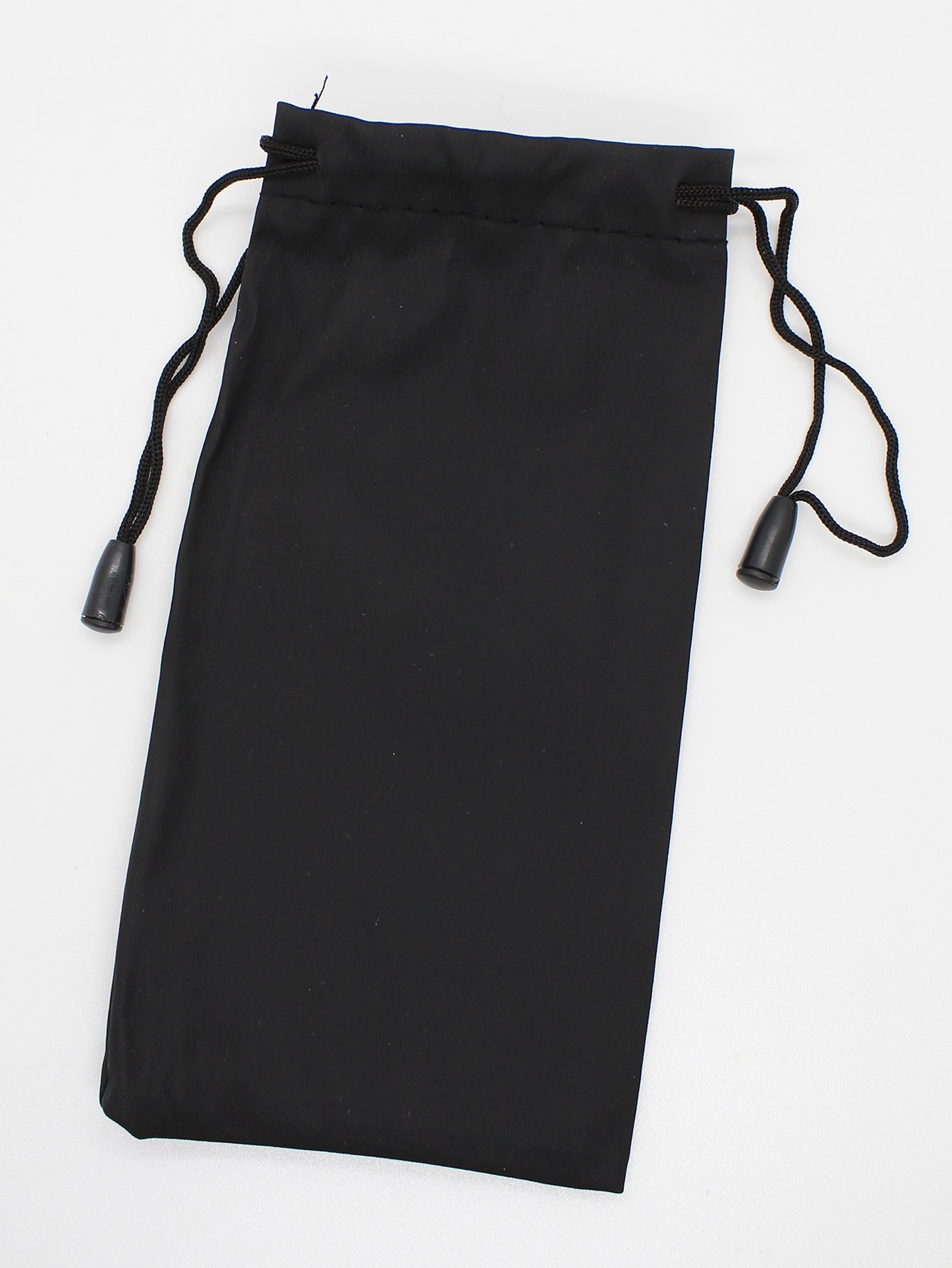 24 Cartuchera para Lentes