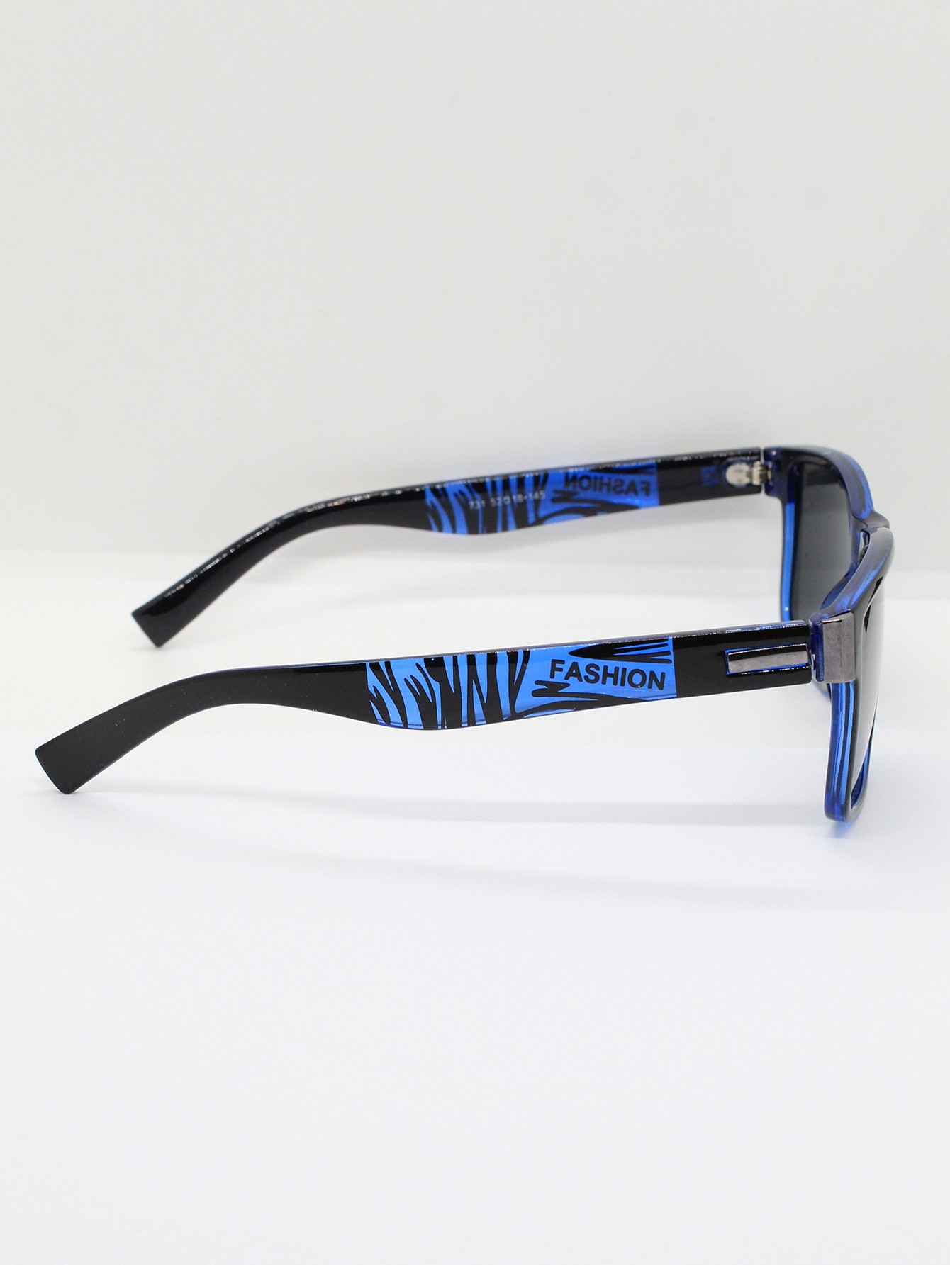 Lente de Sol Polarizado Color Azul cebra