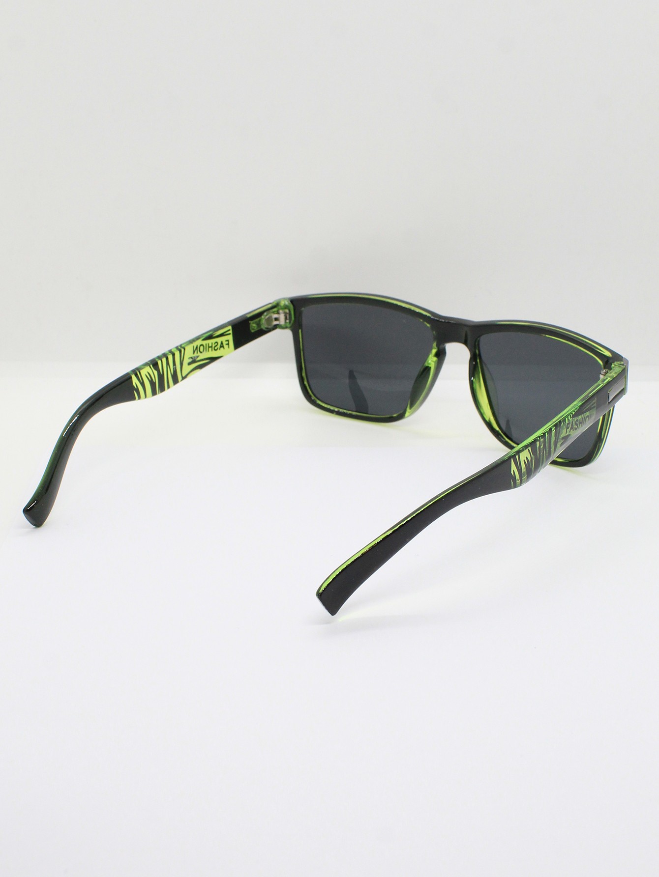 Lente de Sol Polarizado Color Verde...