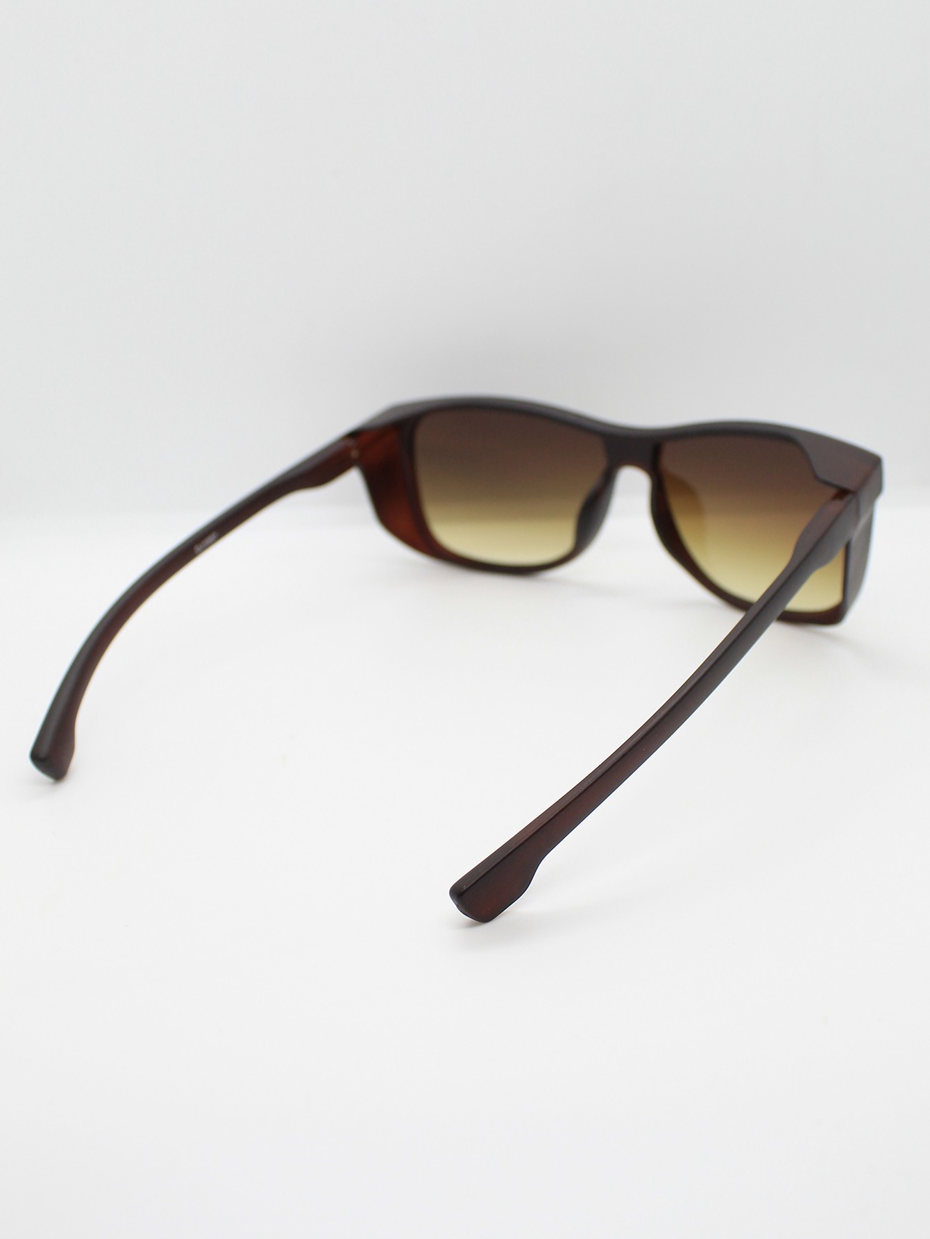 24 Lentes de Sol Surtido Color