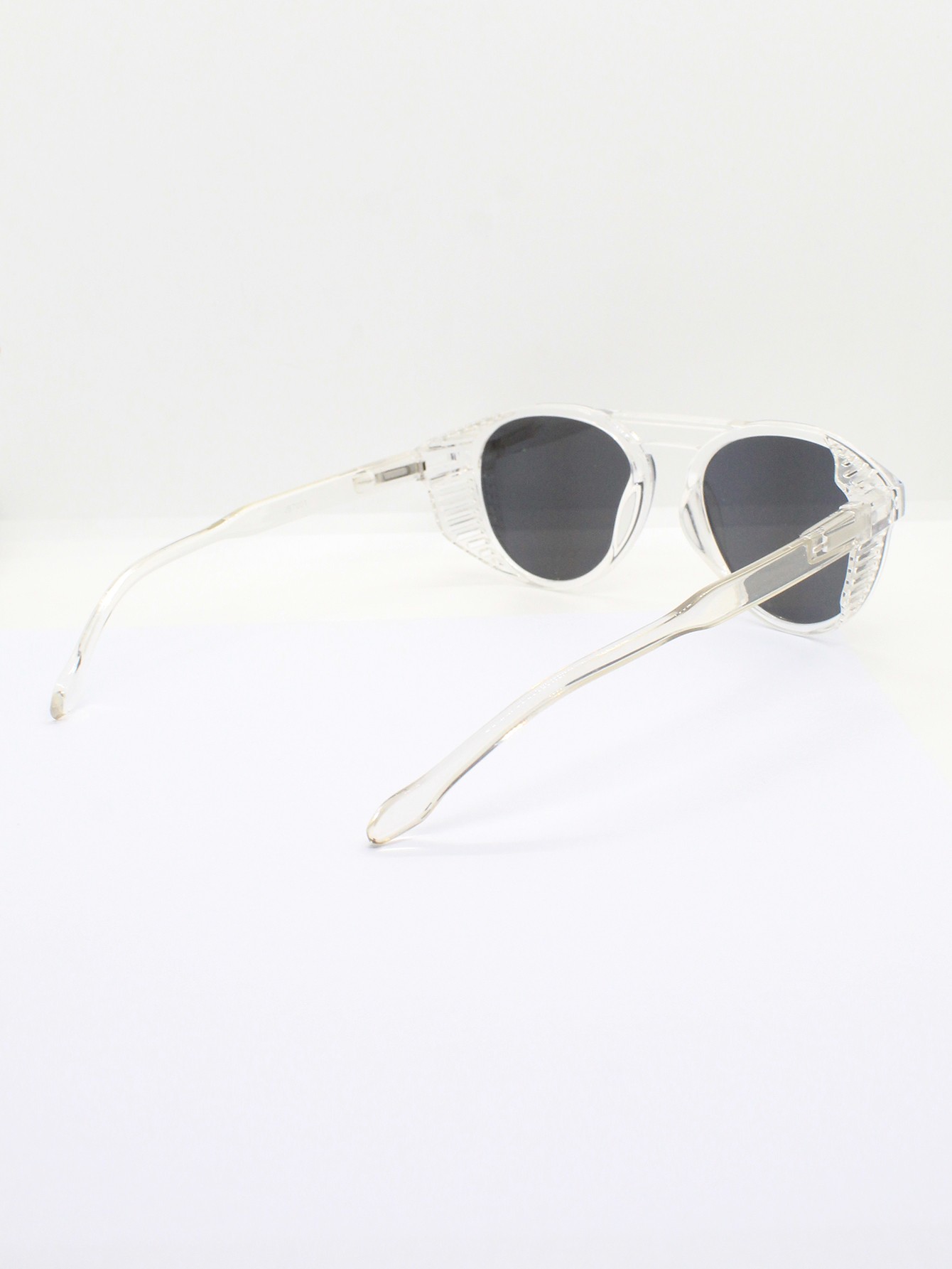 Lente de Sol Color Transparente Plata