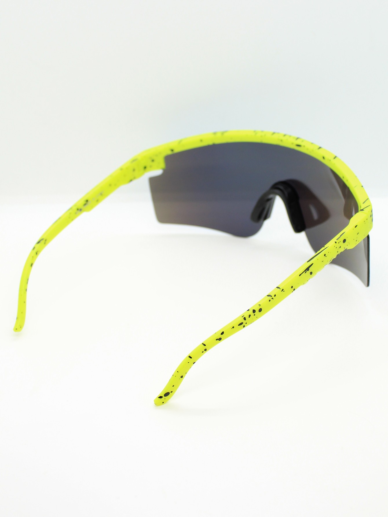 Lente de Sol Color Verde