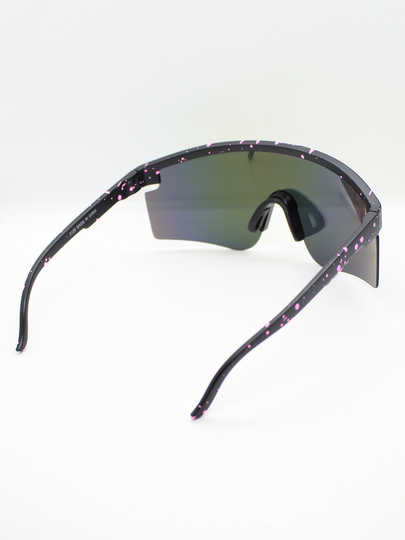 Lente de Sol Color Negro-Rosado