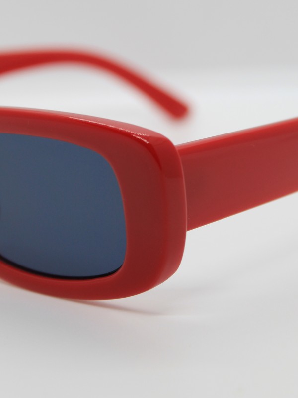 Lente de Sol Color Rojo