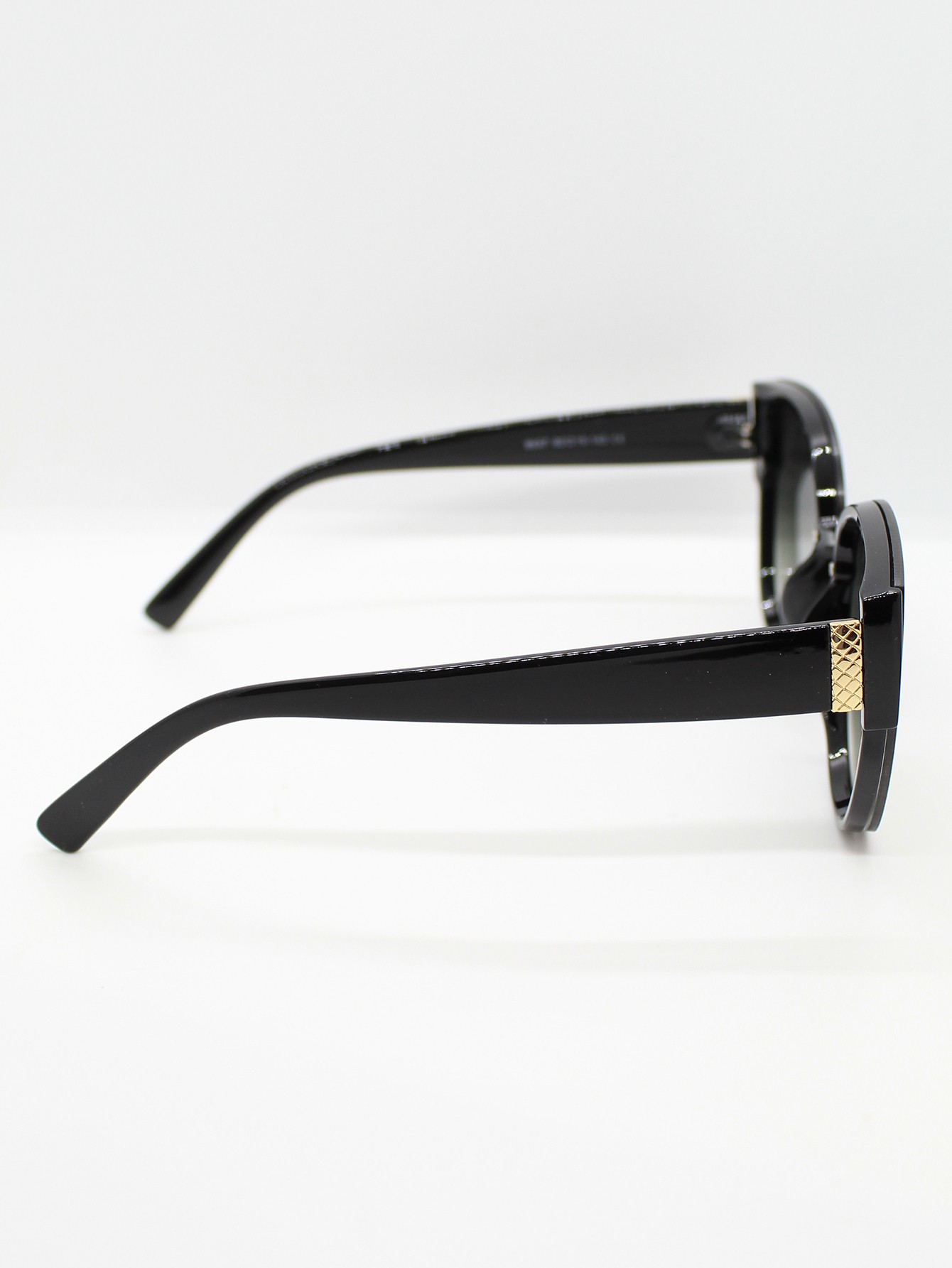 Lente de Sol Color Negro